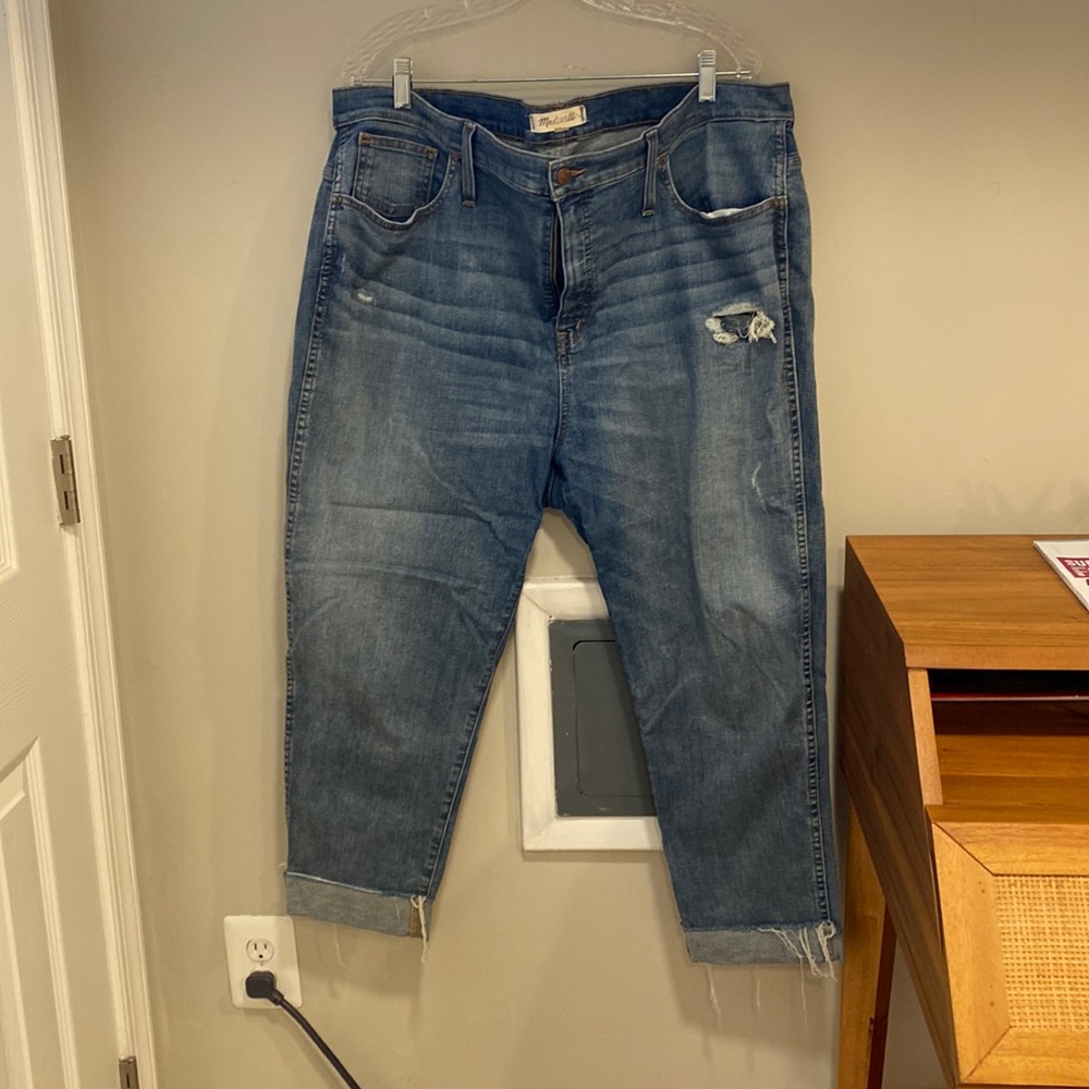 Madewell size 20W straight leg jean!